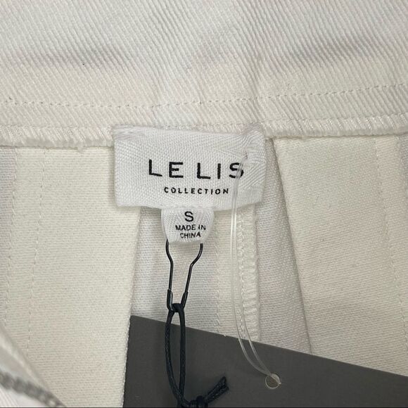 Le Lis Pleated Denim Mini Skirt - Picture 7 of 8